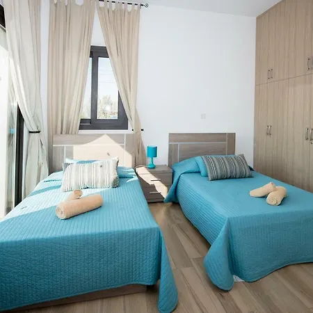 Serenity With Private Pool - 200m To Sea Or Villa Argaka